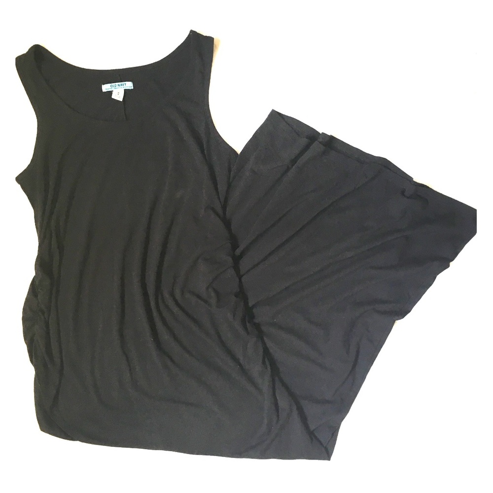 Old Navy Maternity Maxi Dress FREE ADD ON ITEM!